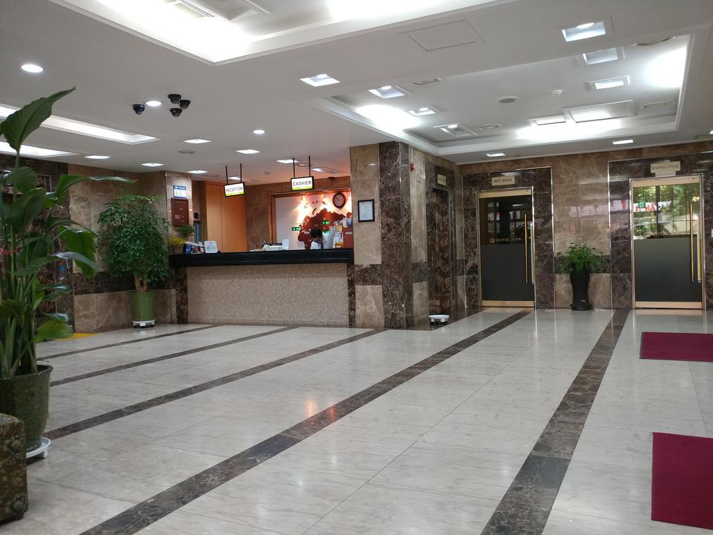 Incheon Airport Hotel June מראה חיצוני תמונה